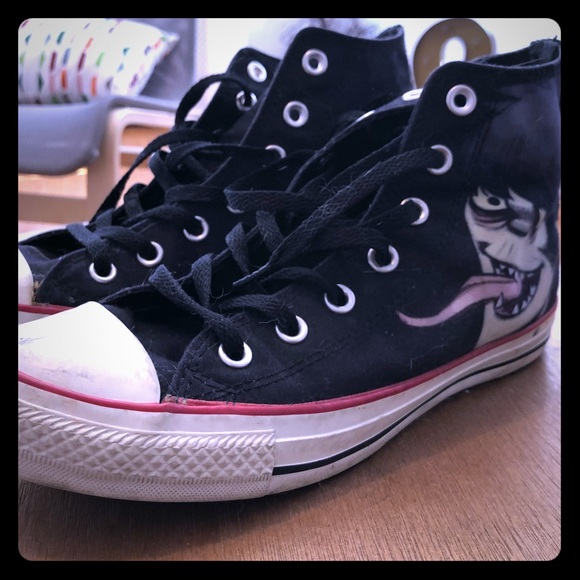 gorillaz converse size 9